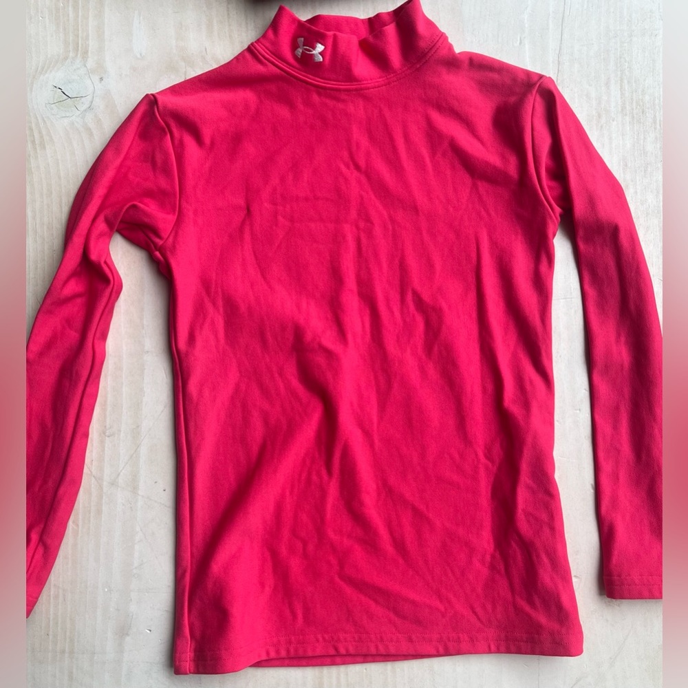 🎉HP🎉 Under Armour Coldgear Shirt YMD